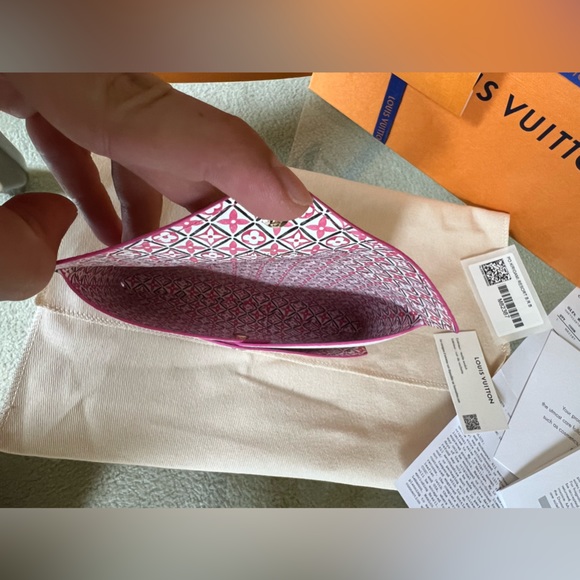 NIB Louis Vuitton By The Pool Kirigami Pouchette Pouch M82387 Limited Edition - Picture 10 of 16